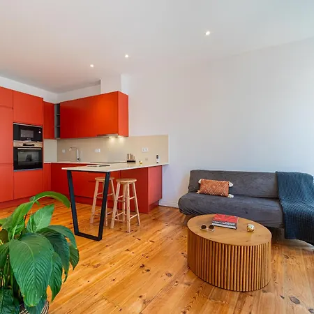 Elegant & Renovated 2 Bedrooms Duplex In The Historic Area Apartment *