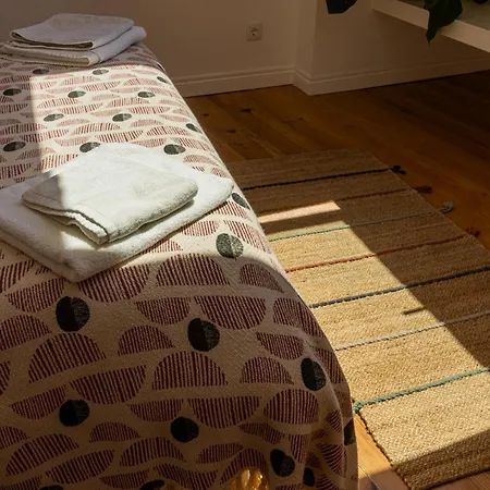 Apartment Bright Duplex With Stunning Bridge Views In The History Area Lisbon